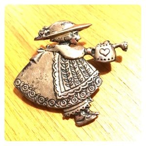 Norwegian Sterling Pin. Marked. Girl Watering🌸!